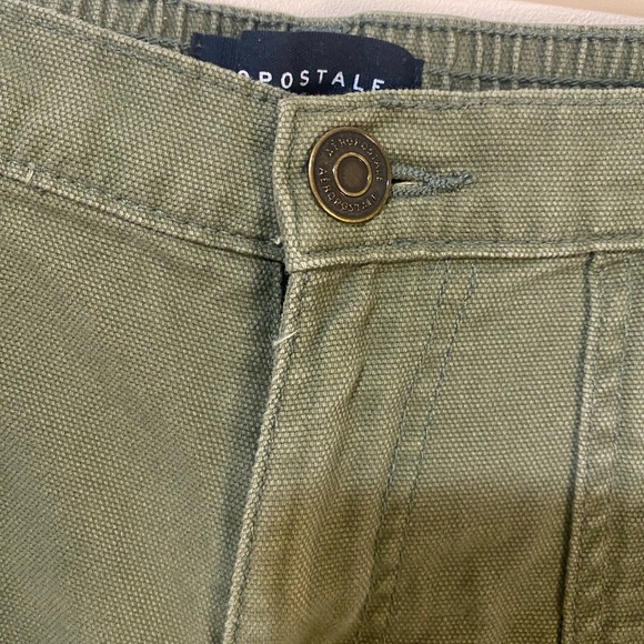 Aeropostale Utility Cargo Army Green Pants Woman’s Size Small - Picture 4 of 10